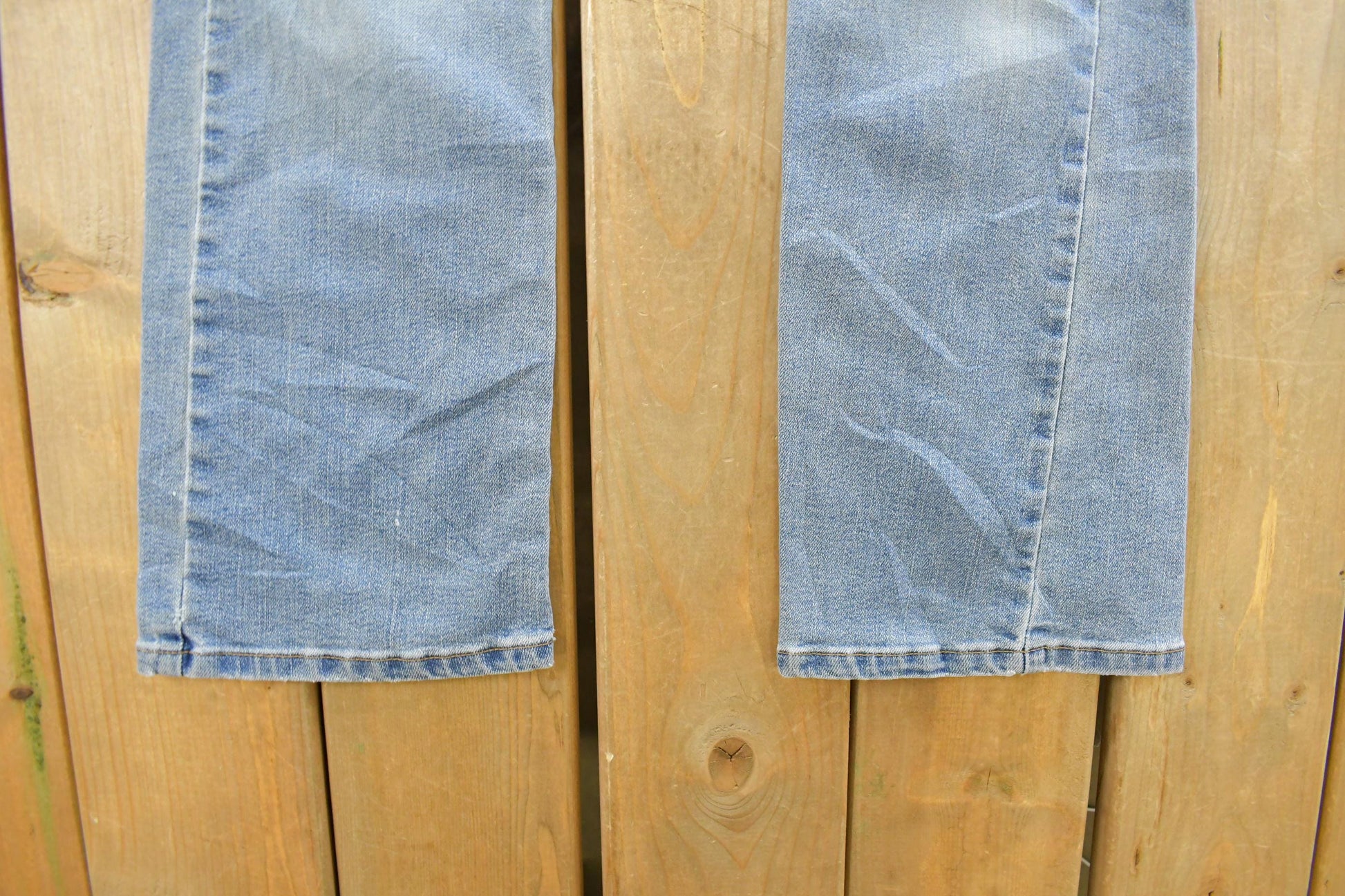 Vintage 1990s Levi's 515 Bootcut Lowrise Denim Jeans Women's 29 x 29 from propervintagecanada