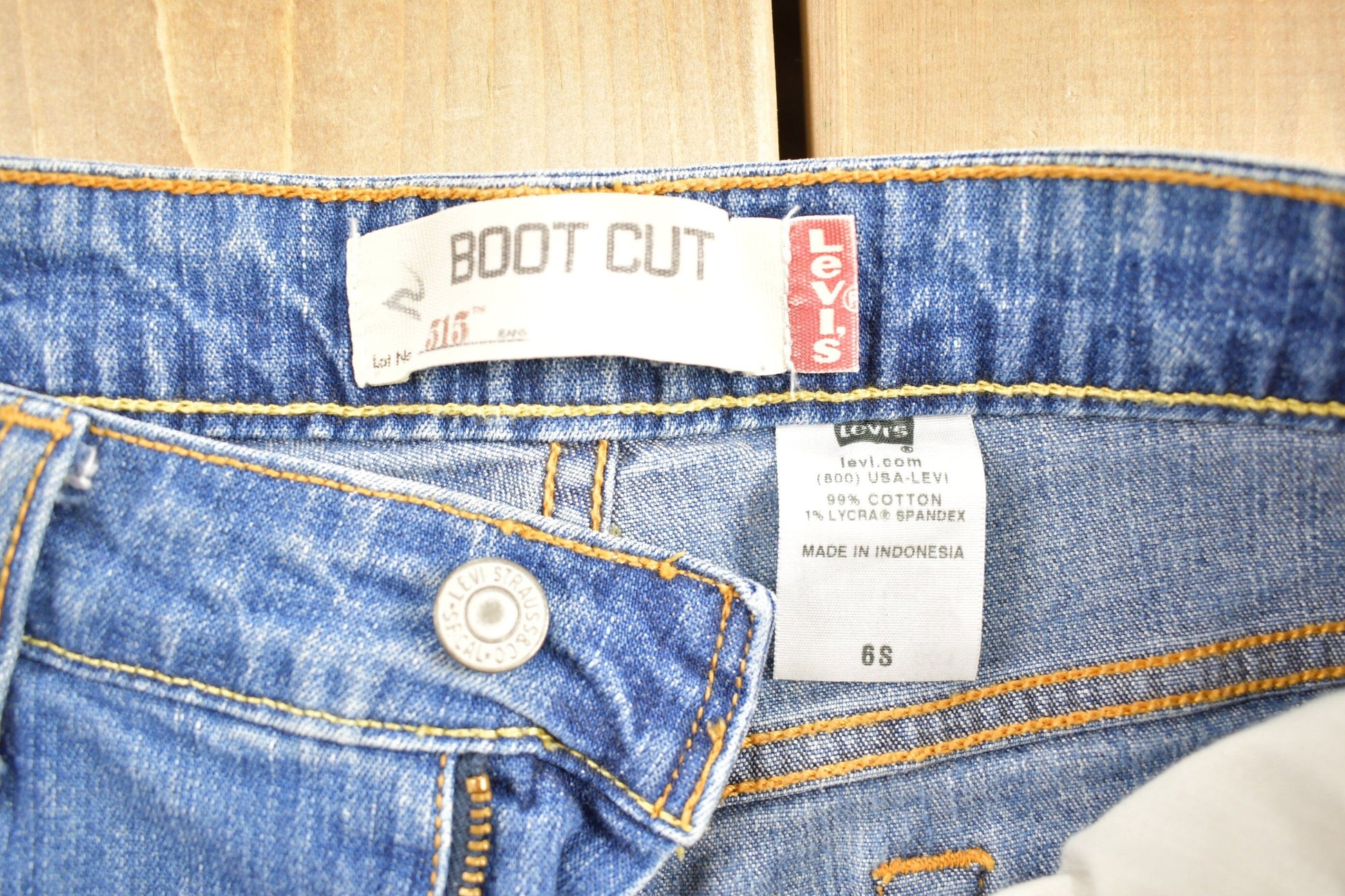 Vintage 1990s Levi's 515 Red Tab Jeans Men's 30 x 26 from propervintagecanada