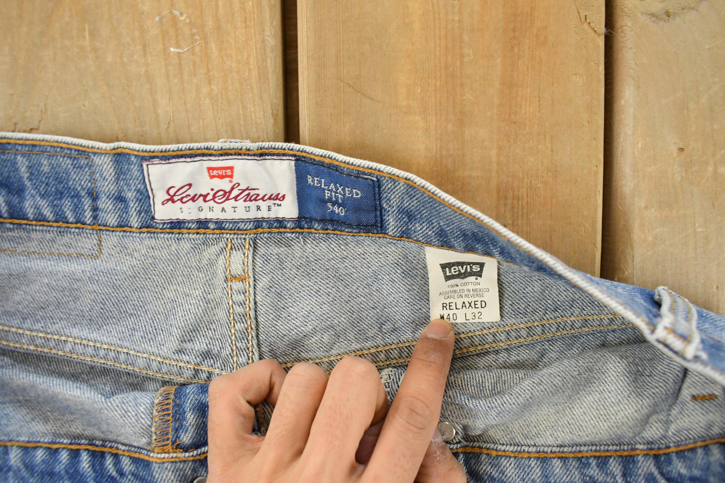 Vintage 1990s Levi's 540 Relaxed Fit Denim Jeans Men's 39 x 33 / 90s Levi's / Distressed Sun Faded Jeans from propervintagecanada