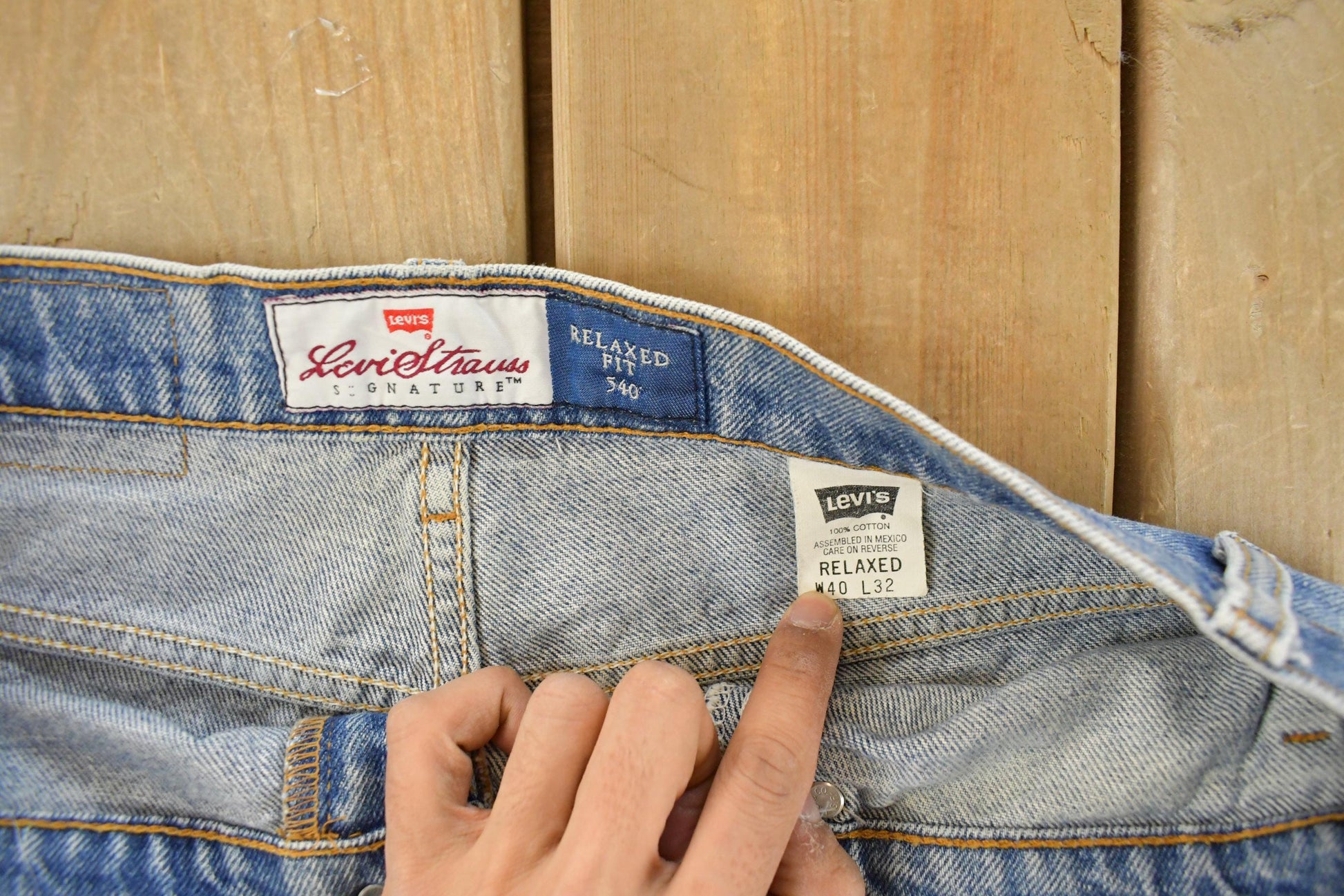 Vintage 1990s Levi's 540 Relaxed Fit Denim Jeans Men's 39 x 33 / 90s Levi's / Distressed Sun Faded Jeans from propervintagecanada