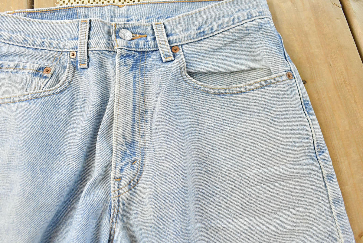 Vintage 1990s Levi's 550 Relaxed Denim Blue Jeans Men's 29 x 28.5 from propervintagecanada