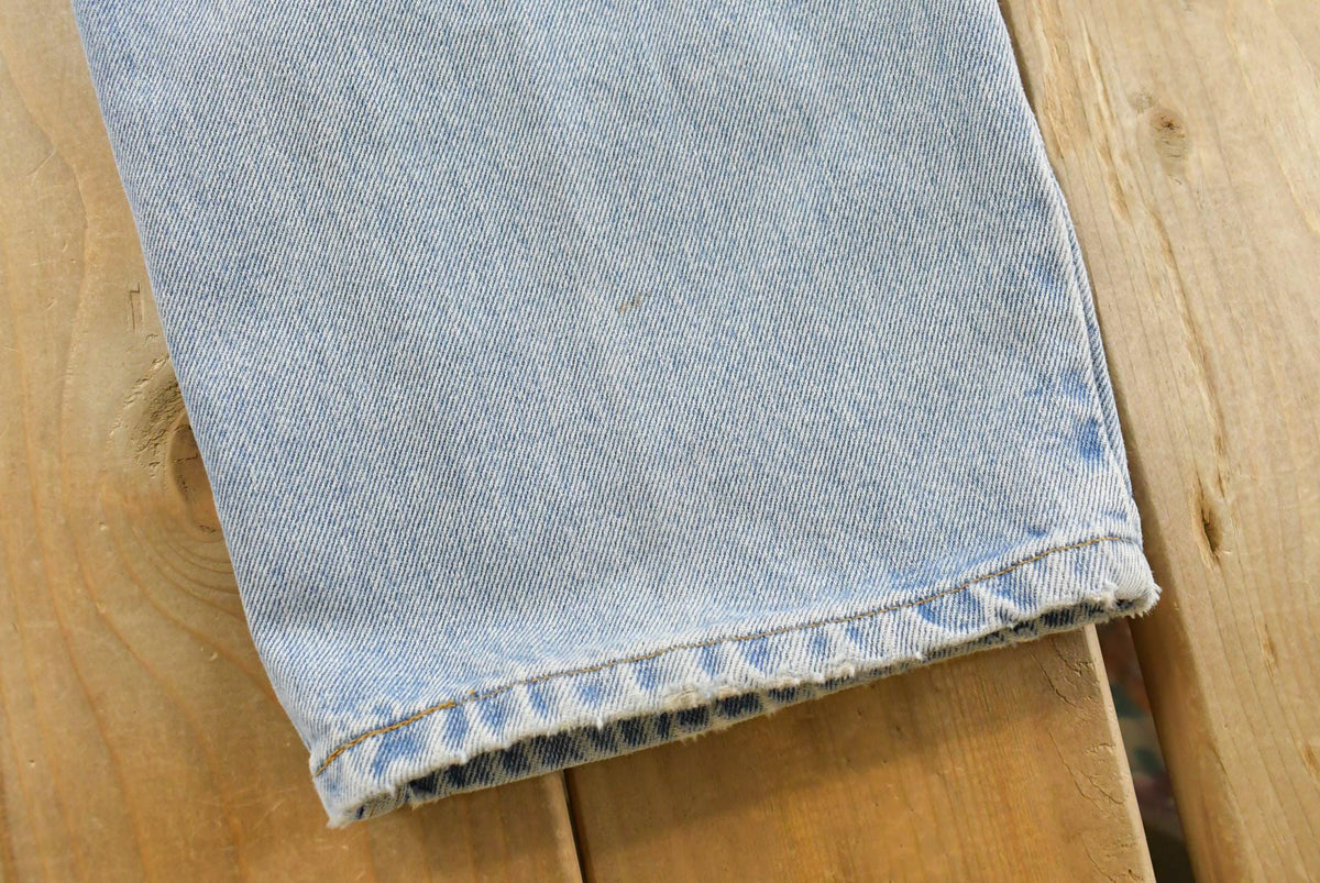 Vintage 1990s Levi's 550 Relaxed Denim Blue Jeans Men's 37 x 33.5 from propervintagecanada