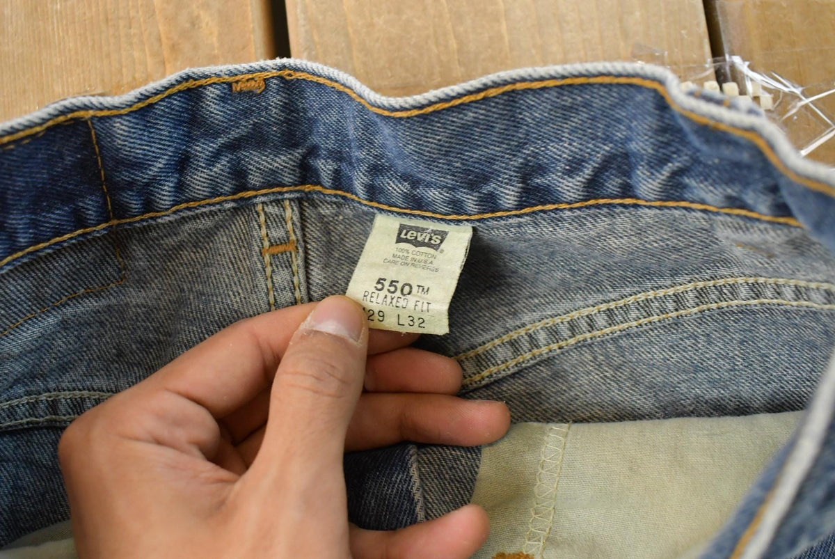 Vintage 1990s Levi's 550 Relaxed Fit Denim Jeans Men's 28 x 31 from propervintagecanada