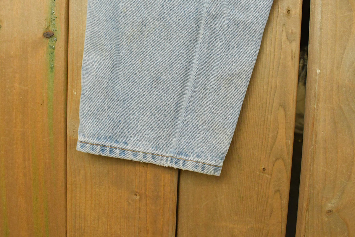 Vintage 1990s Levi's 550 Relaxed Fit Denim Jeans Men's 34 x 32 from propervintagecanada