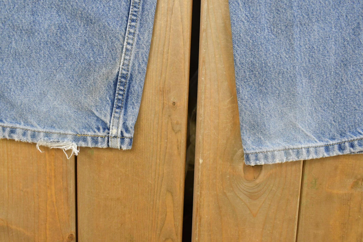 Vintage 1990s Levi's 550 Relaxed Fit Denim Jeans Youth 25 x 25 from propervintagecanada