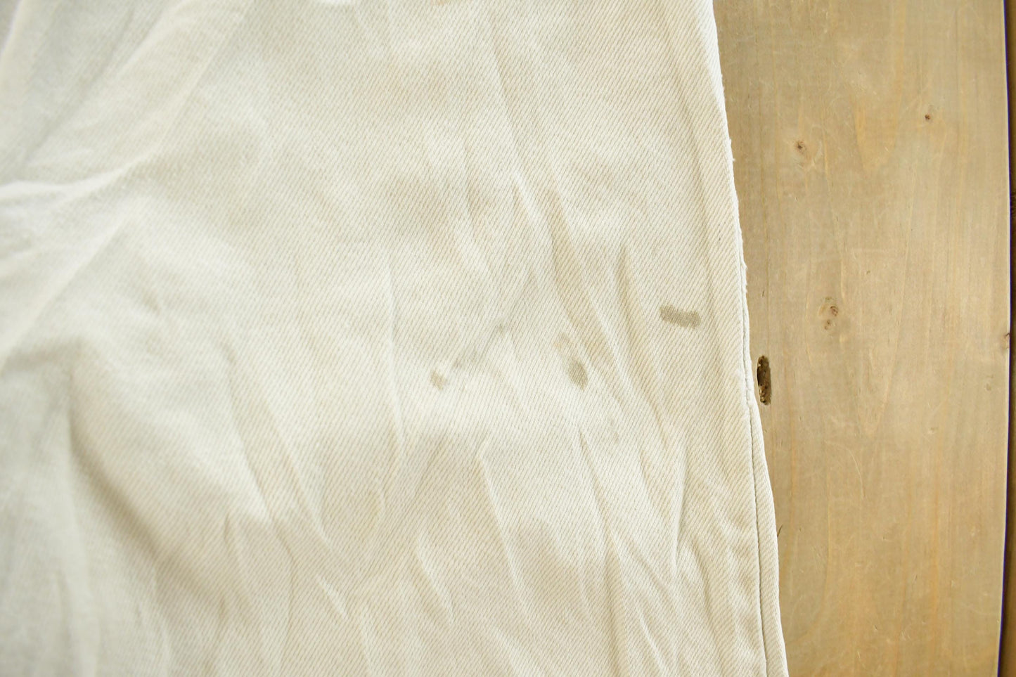 Vintage 1990s Levi's 550 Relaxed Tapered Denim Jeans Men's 35 x 31 from propervintagecanada