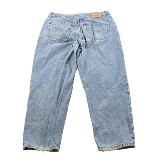 Vintage 1990s Levi's 560 Loose Fit Denim Blue Jeans Men's 35 x 30 from propervintagecanada