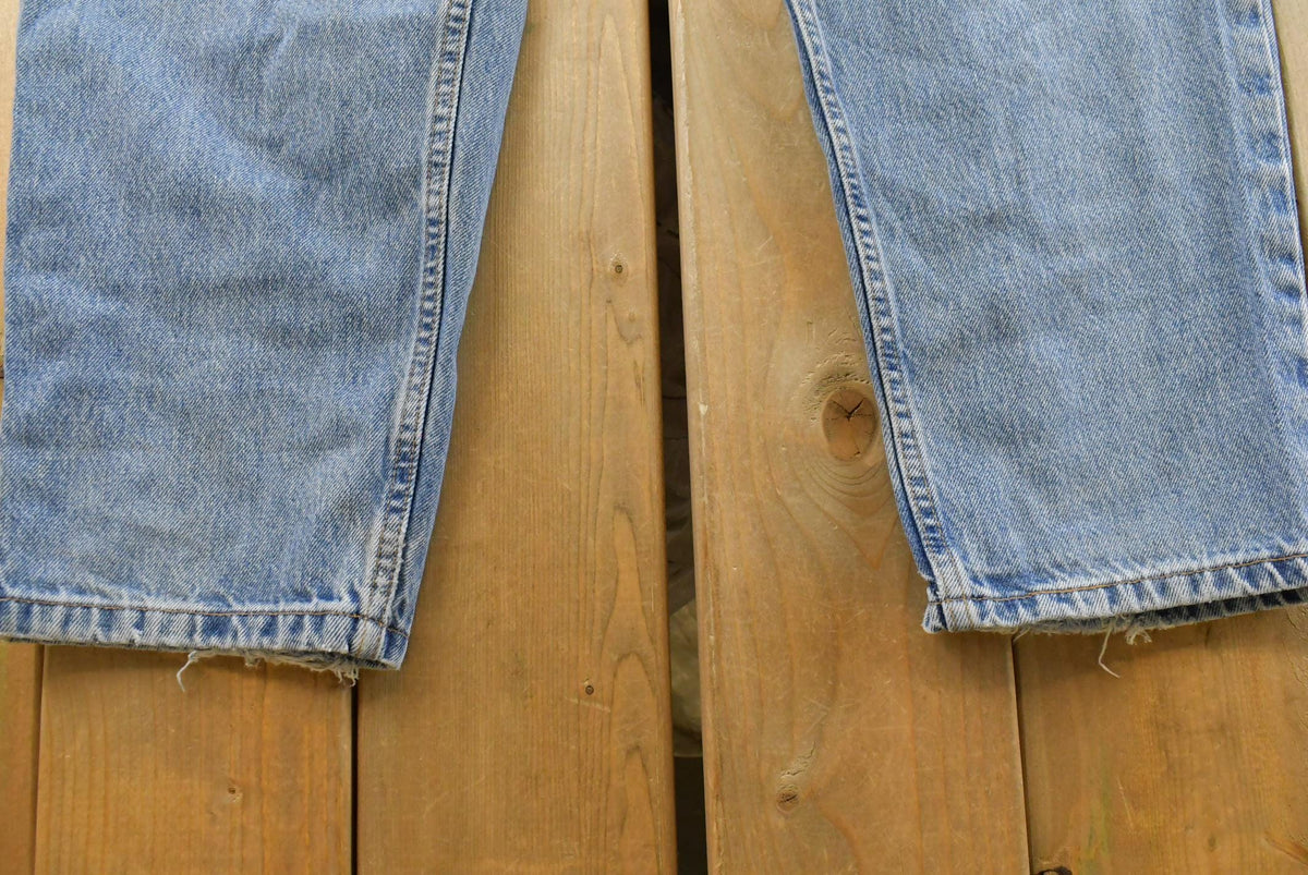 Vintage 1990s Levi's 560 Loose Fit Denim Blue Jeans Men's 35 x 30 from propervintagecanada