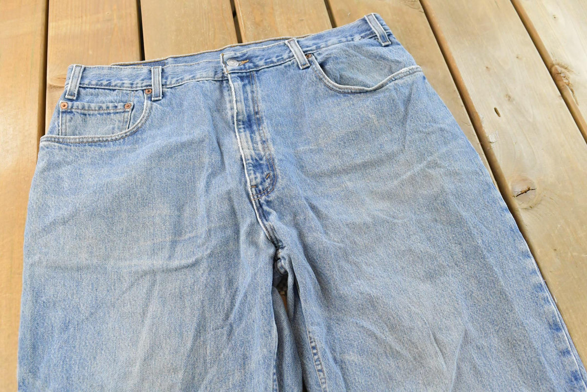 Vintage 1990s Levi's 560 Loose Fit Denim Blue Jeans Men's 35 x 30 from propervintagecanada