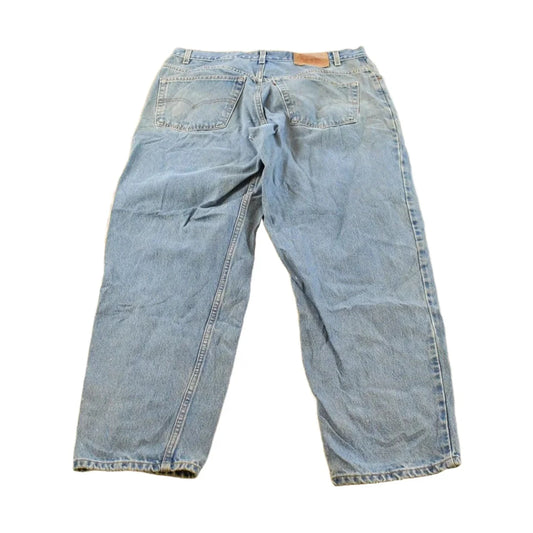 Vintage 1990s Levi's 560 Loose Tapered Denim Blue Jeans Men's 36 x 31.5 from propervintagecanada