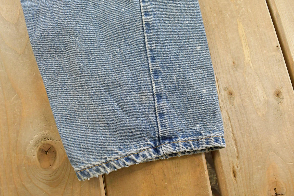 Vintage 1990s Levi's 560 Loose Tapered Denim Blue Jeans Men's 36 x 31.5 from propervintagecanada