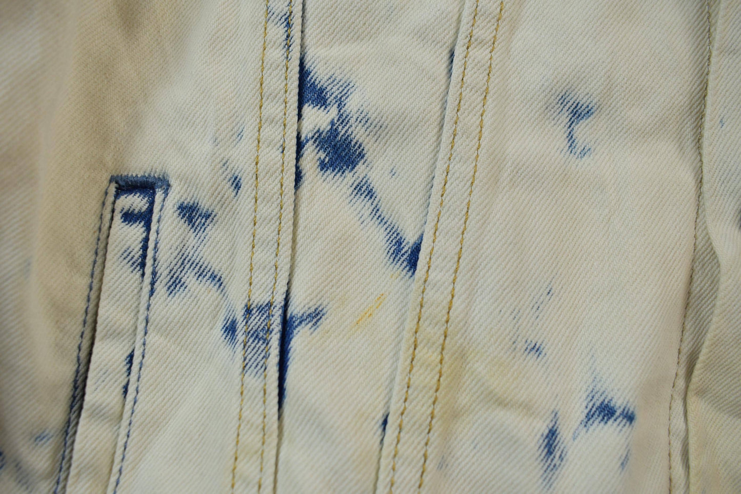 Vintage 1990s Levi's Acid Wash Denim Jean Jacket Men's Medium from propervintagecanada