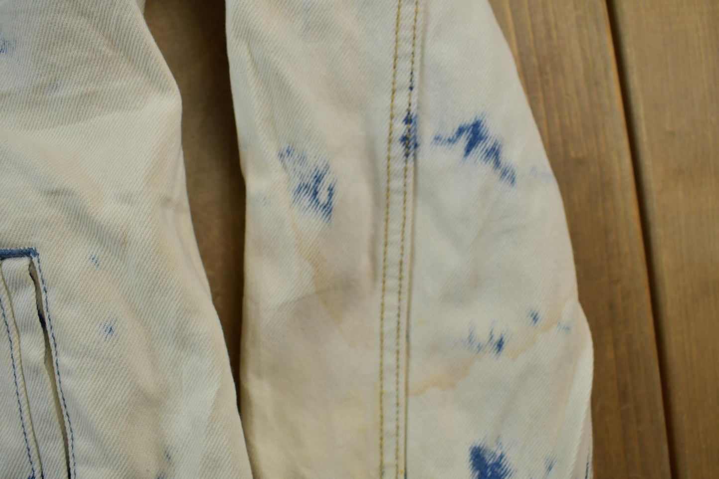 Vintage 1990s Levi's Acid Wash Denim Jean Jacket Men's Medium from propervintagecanada