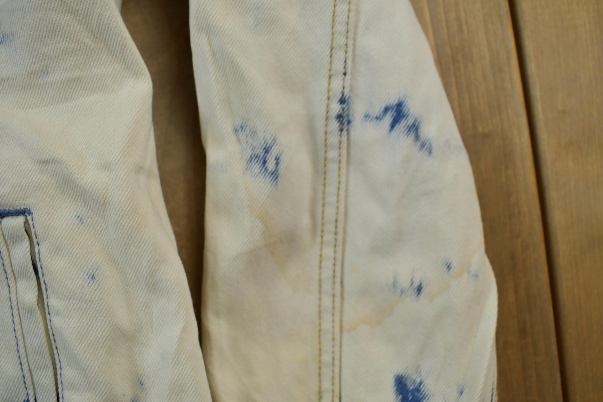 Vintage 1990s Levi's Acid Wash Denim Jean Jacket Men's Medium from propervintagecanada