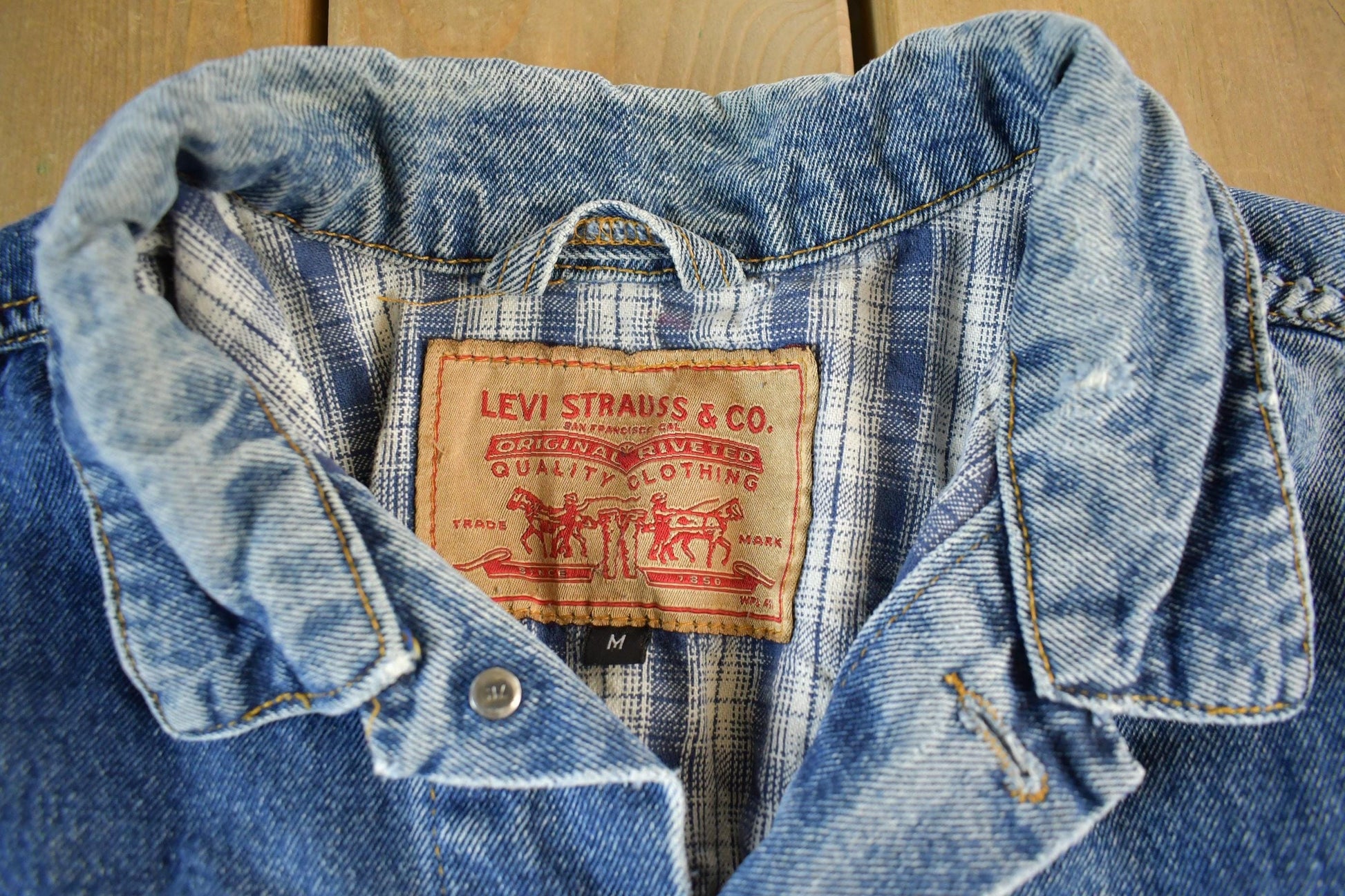 Vintage 1990s Levi's Denim Blanket Lined Vest Jacket Mens Medium from propervintagecanada