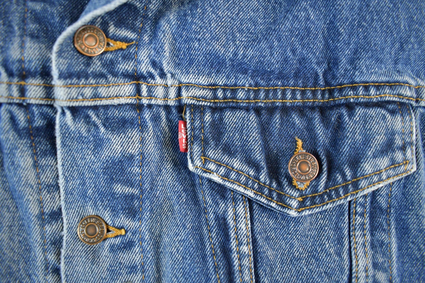Vintage 1990s Levi's Denim Blanket Lined Vest Jacket Mens Medium from propervintagecanada
