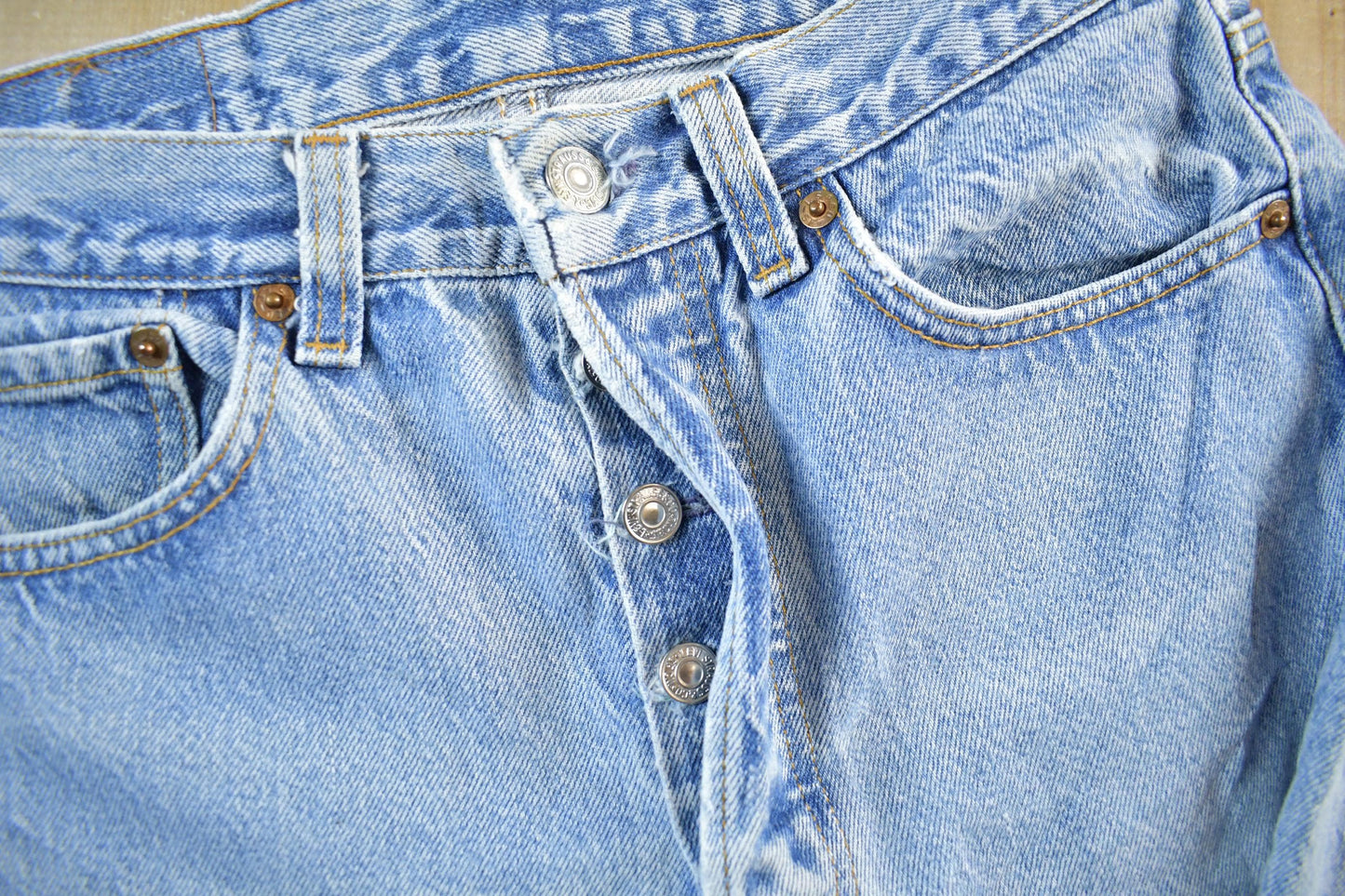 Vintage 1990s Levi's Denim Jeans Men's 28 x 27 from propervintagecanada