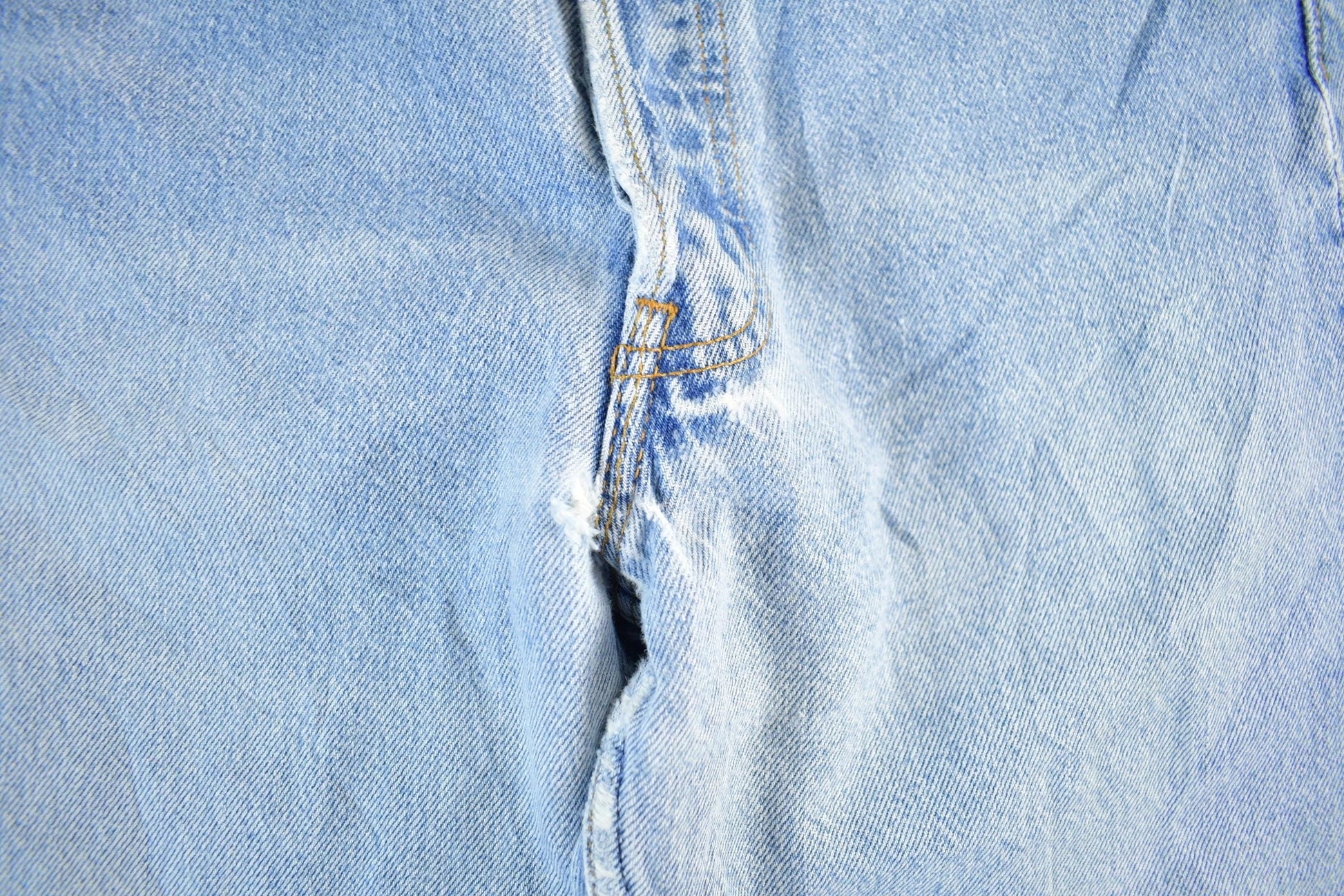 Vintage 1990s Levi's Denim Jeans Men's 28 x 27 from propervintagecanada