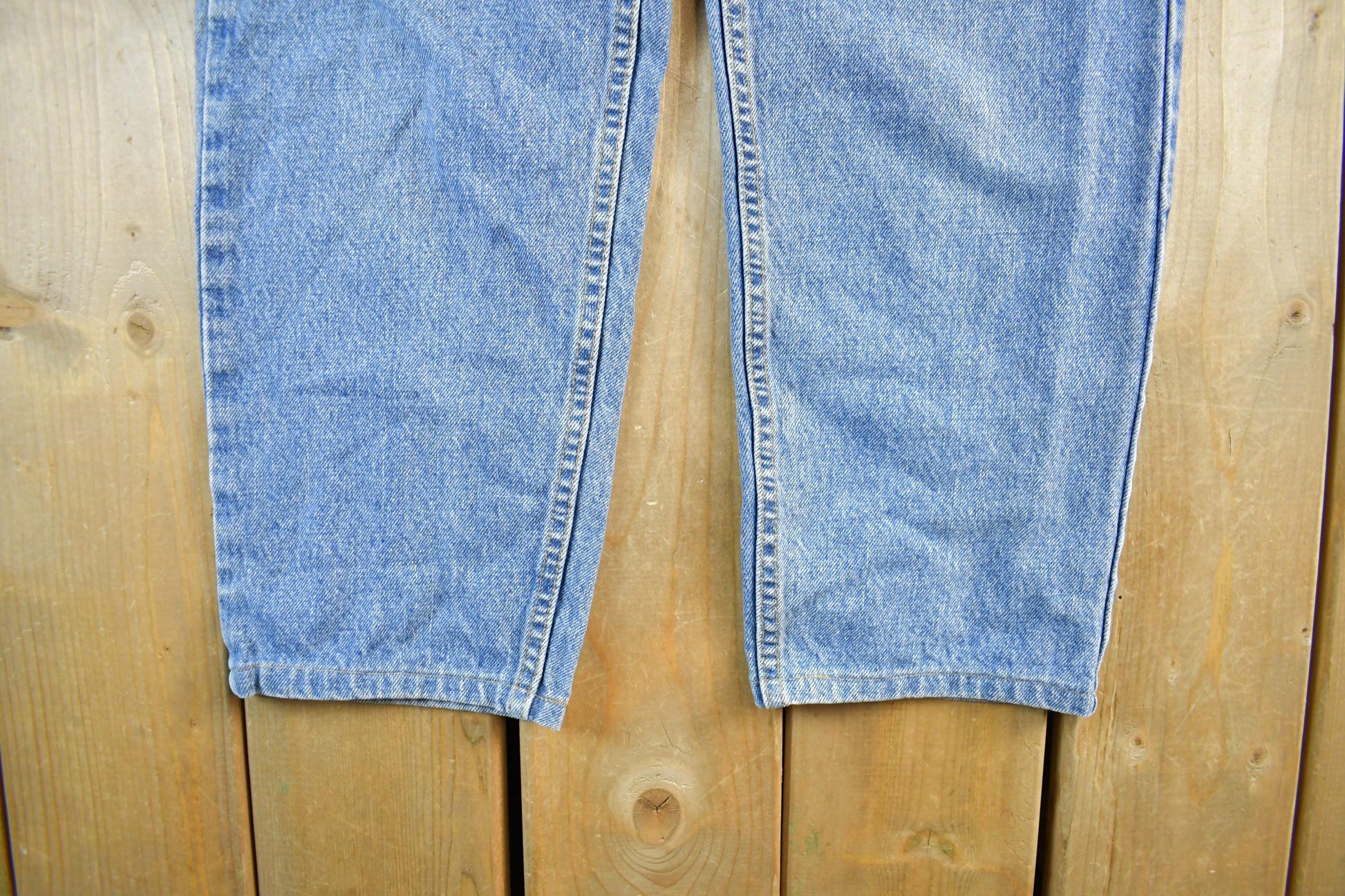 Vintage 1990s Levi's Denim Jeans Men's 29 x 28 from propervintagecanada