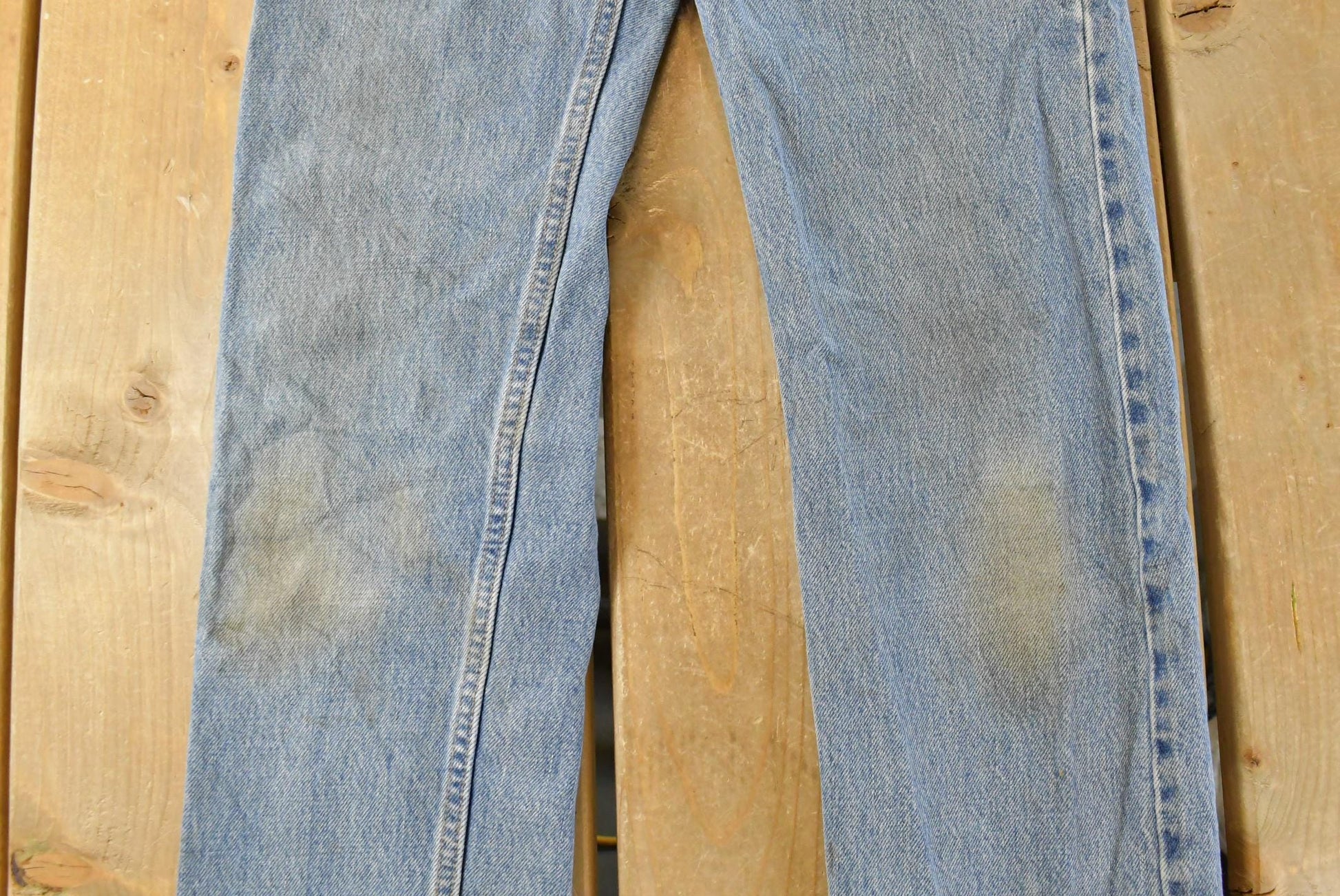 Vintage 1990s Levi's Denim Jeans Women's 26 x 34 from propervintagecanada