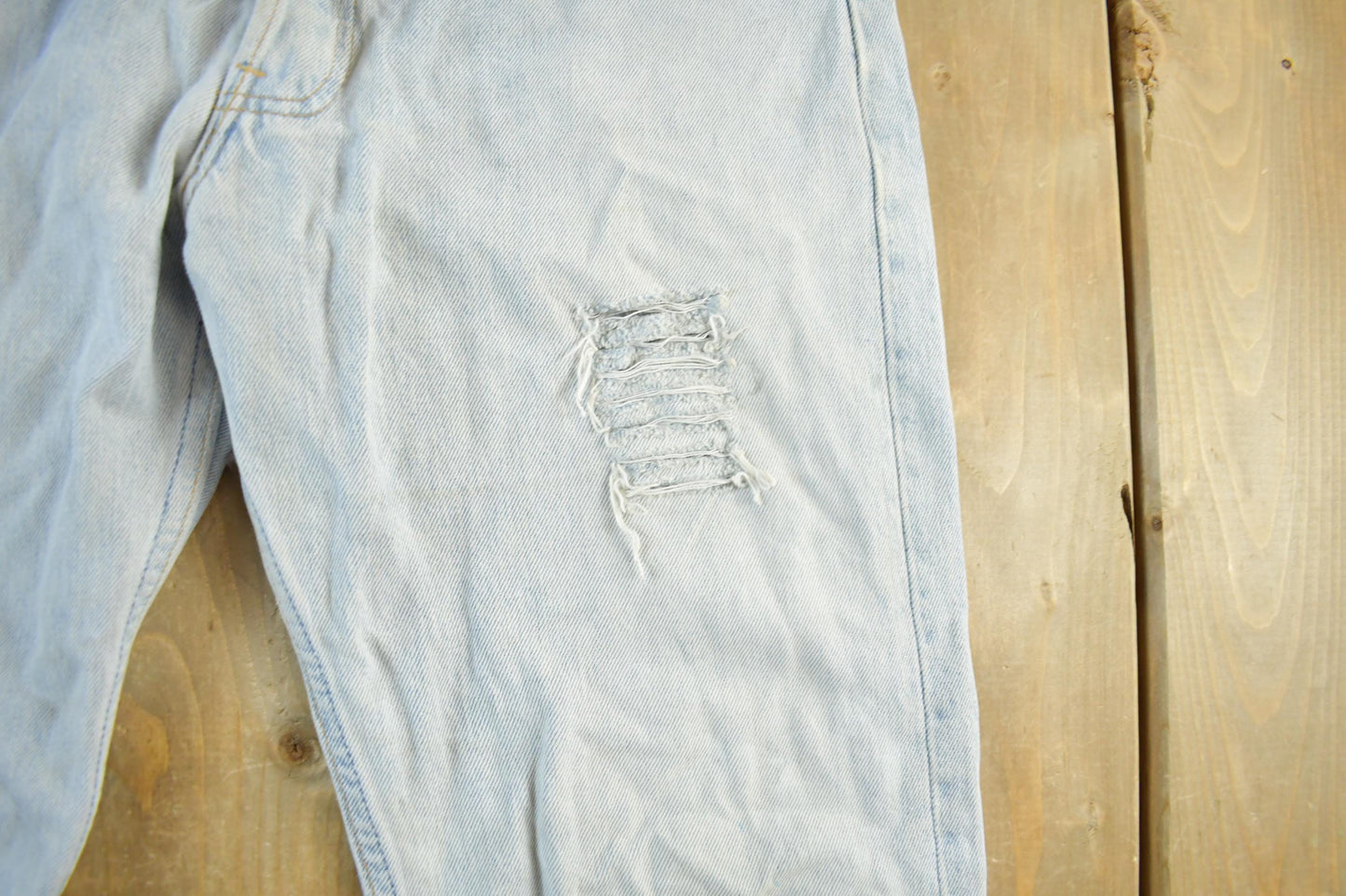 Vintage 1990s Levi's Distressed 501 Denim Jeans Men's 32 x 30 from propervintagecanada