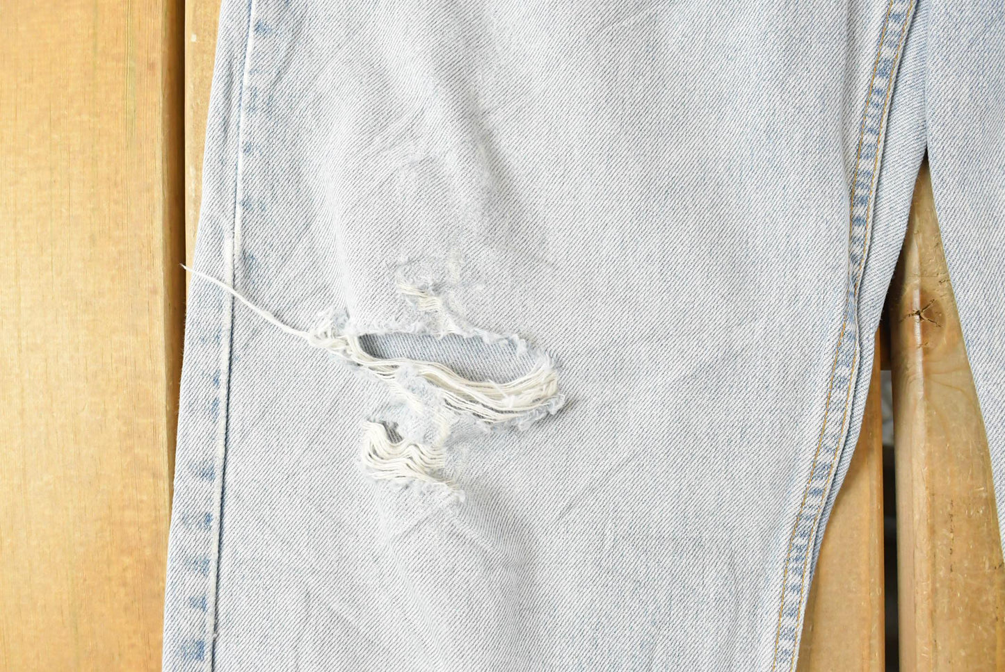 Vintage 1990s Levi's Distressed 550 Relaxed Fit Denim Jeans Men's 33 x 33 from propervintagecanada