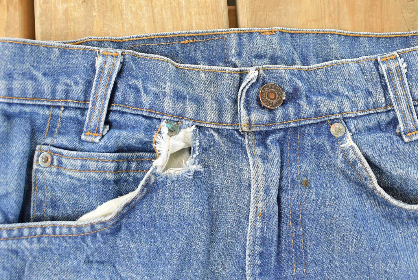 Vintage 1990s Levi's Distressed 716 Orange Tab Student Denim Jeans Men's 28 x 31 from propervintagecanada
