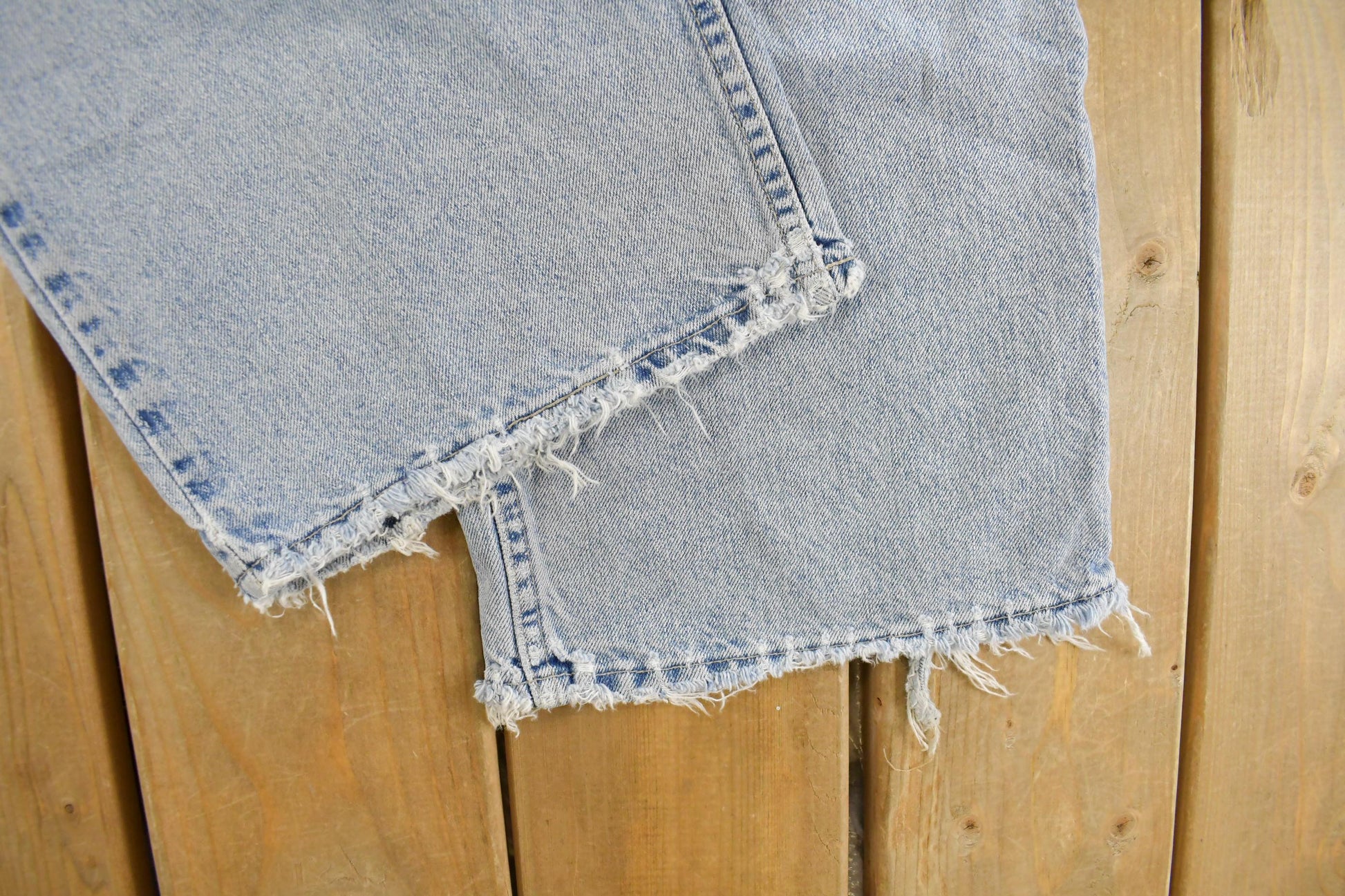 Vintage 1990s Levi's Distressed Relaxed Fit Denim Jeans Men's 32 x 29 / 90s Levi's / Distressed Sun Faded Jeans / Made in USA from propervintagecanada