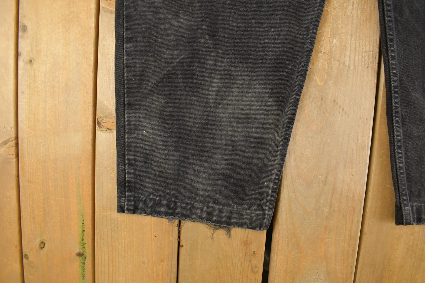 Vintage 1990s Levi's Loose Fit Denim Jeans Men's 46 x 27 / 90s Levi's / Distressed Sun Faded Jeans / Made in USA from propervintagecanada