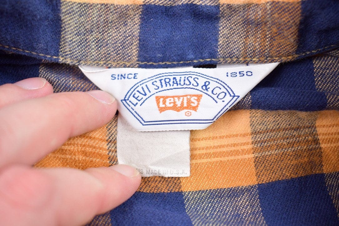 Vintage 1990s Levi's Plaid Flannel Button Up Shirt Men's 2XS from propervintagecanada