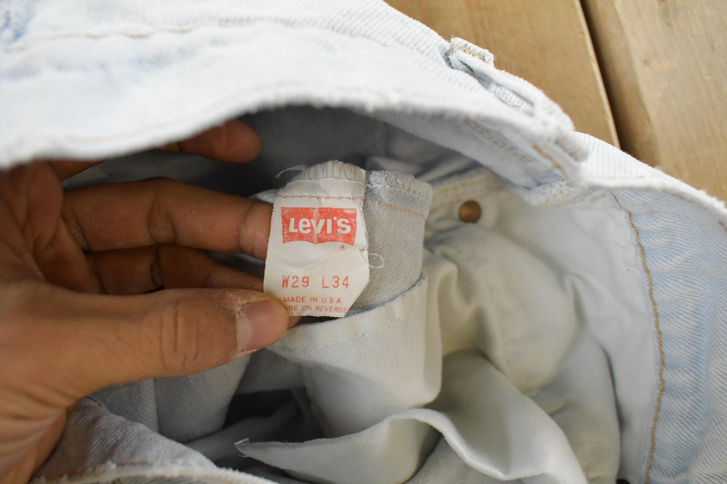 Vintage 1990s Levi's Regular Straight Denim Jeans Men's 28 x 32 from propervintagecanada