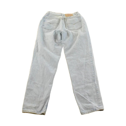 Vintage 1990s Levi's Relaxed Tapered Denim Jeans Women's 28 x 31 from propervintagecanada