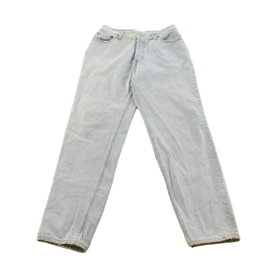 Vintage 1990s Levi's Relaxed Tapered Denim Jeans Women's 28 x 31 from propervintagecanada