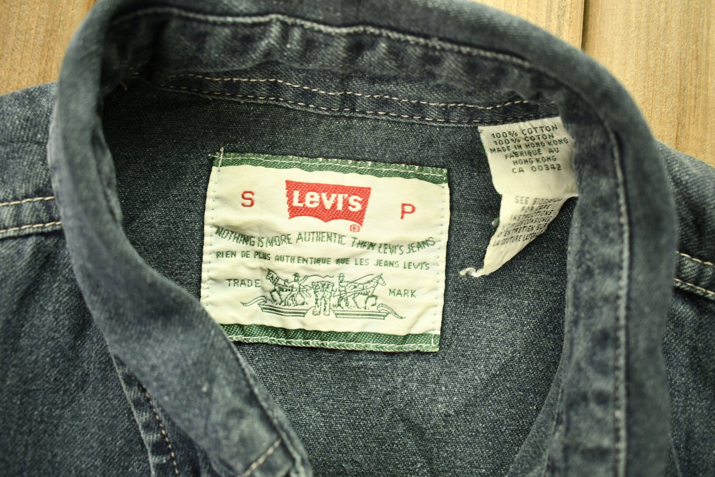 Vintage 1990s Levi's Snap Button Up Shirt Men's Small from propervintagecanada