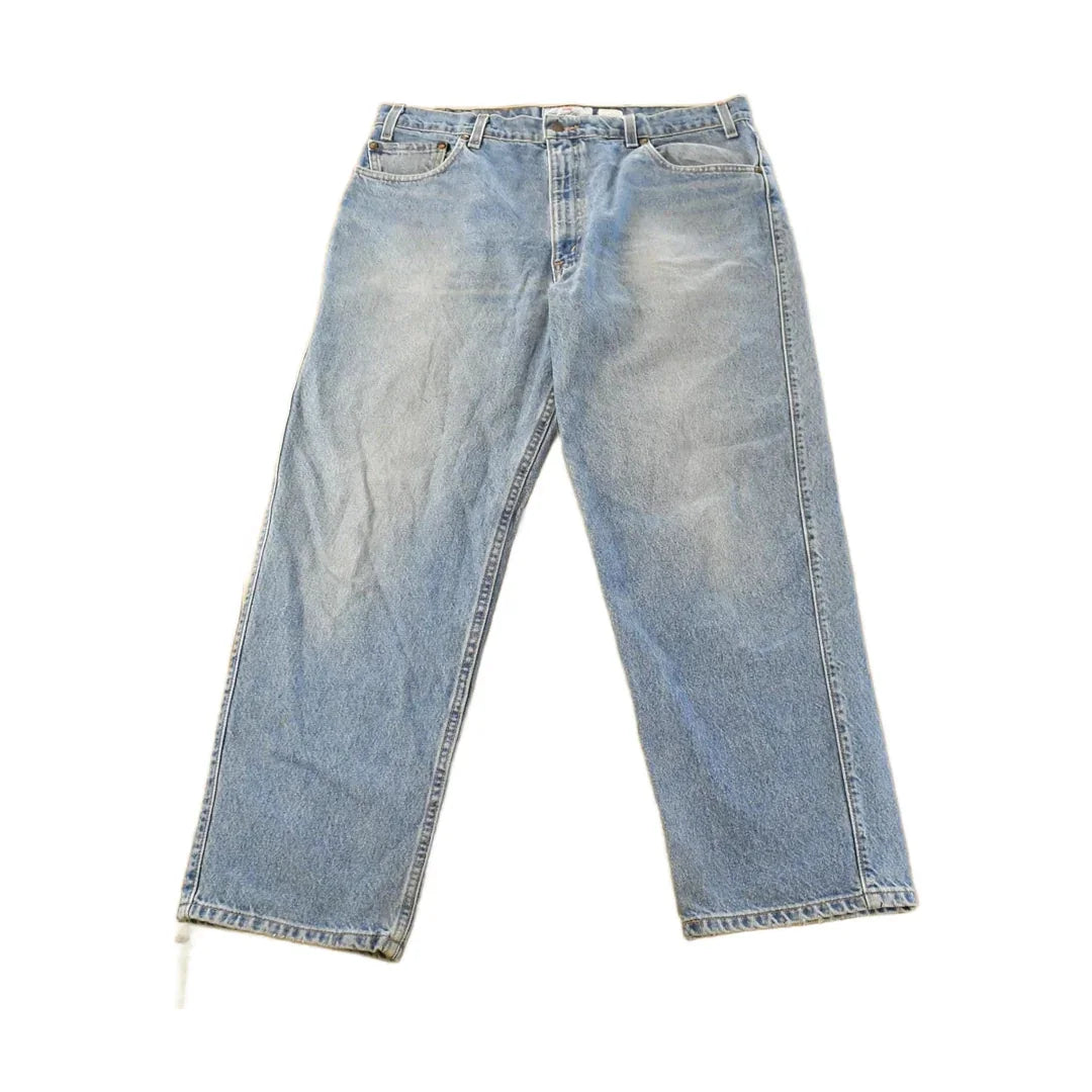 Vintage 1990s Levi's Strauss Signature 540 Relaxed Fit Denim Jeans Men's 36 x 29 from propervintagecanada