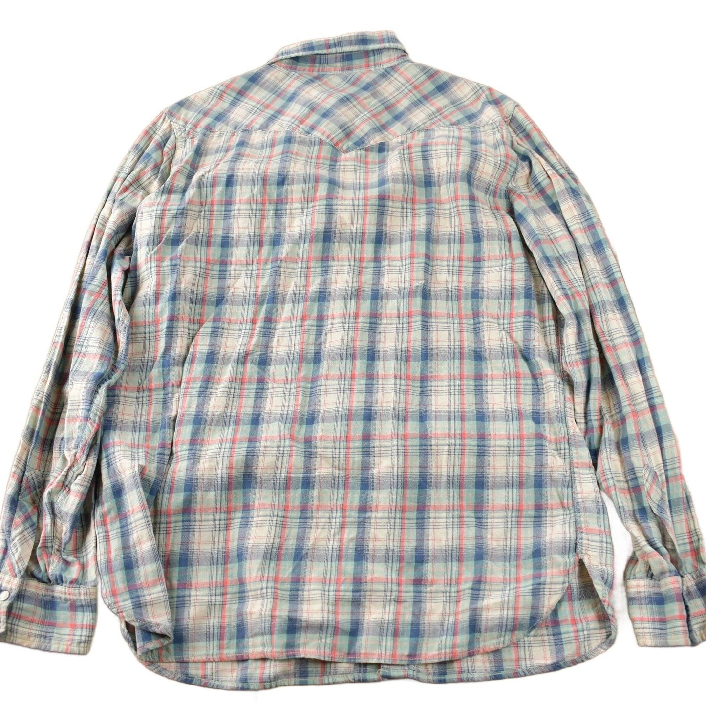 Vintage 1990s Levi's Western Wear Pearl Snap Plaid Long Sleeve Button Up Shirt Men's M from propervintagecanada