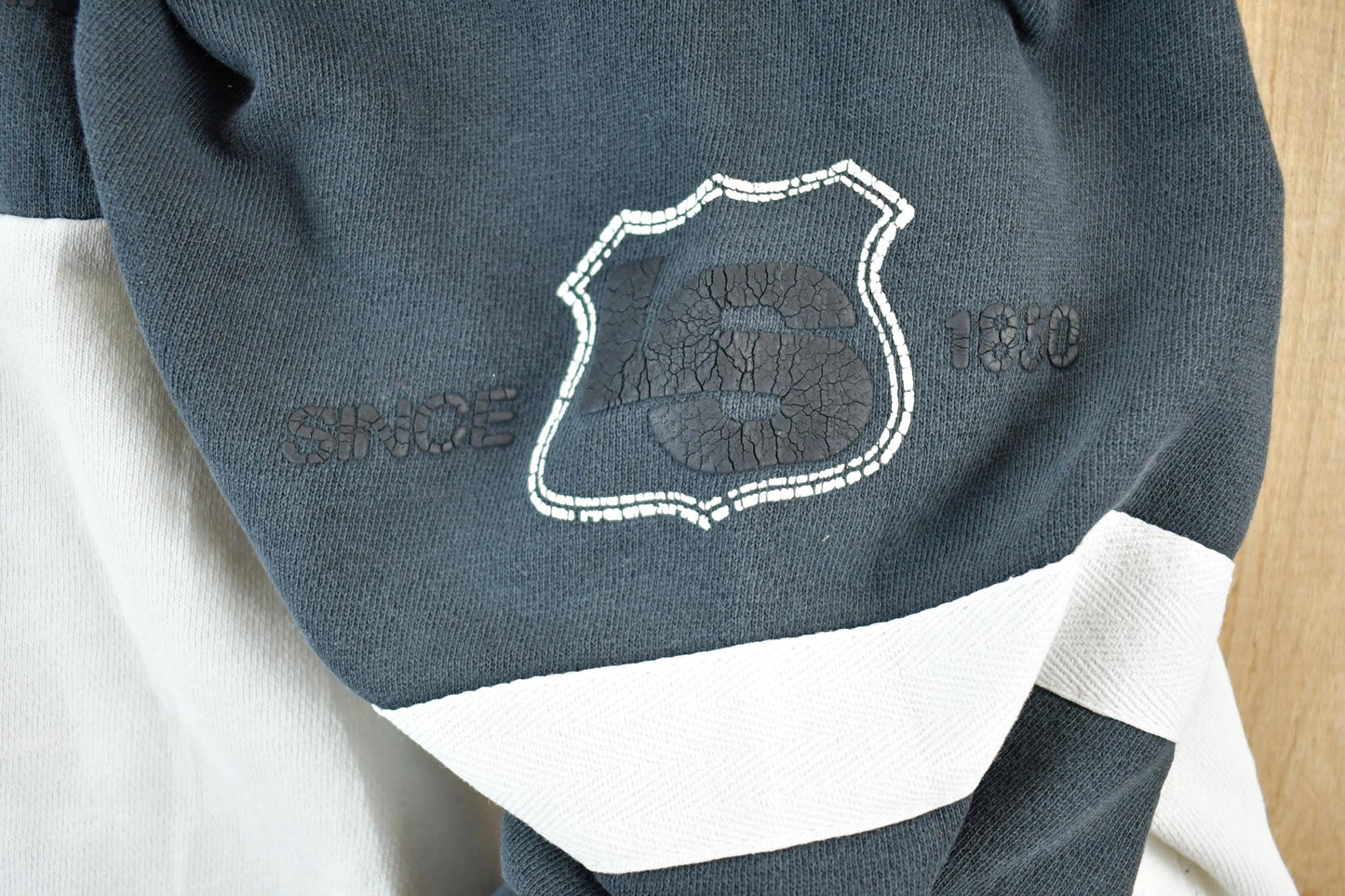 Vintage 1990s Levi Strauss Souvenir Crewneck Sweatshirt Men's XL from propervintagecanada