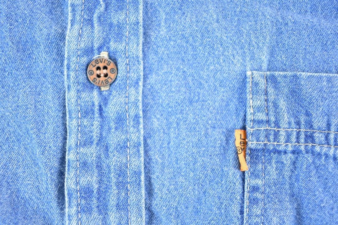Vintage 1990s Levis Denim Button Up Shirt Mens XXXL from propervintagecanada