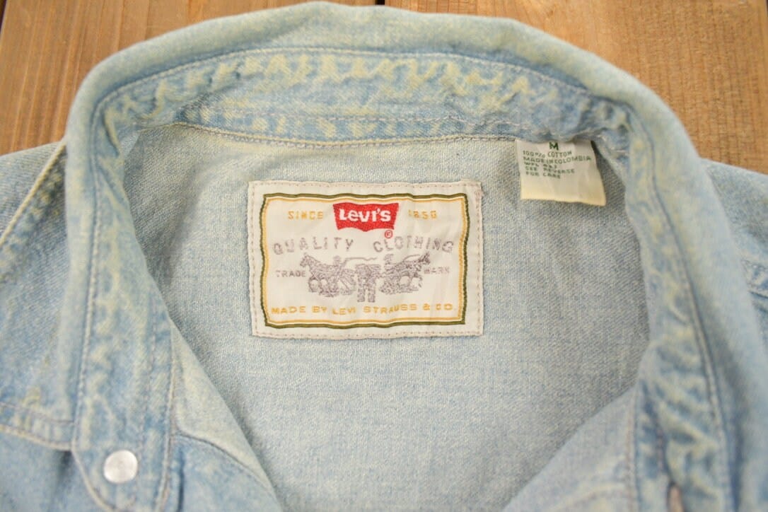 Vintage 1990s Levis Denim Button Up Vest Men's Medium from propervintagecanada