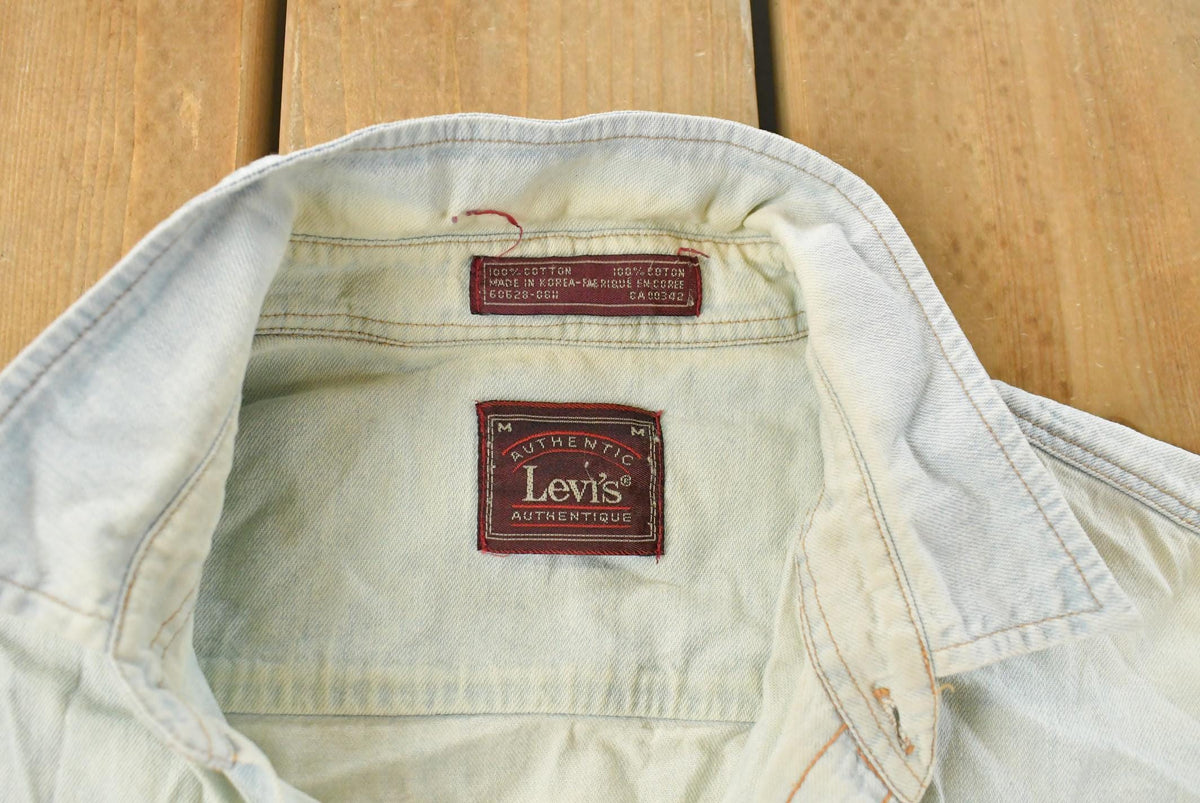 Vintage 1990s Levis Red Tab Denim Button Up Shirt Men's Medium from propervintagecanada