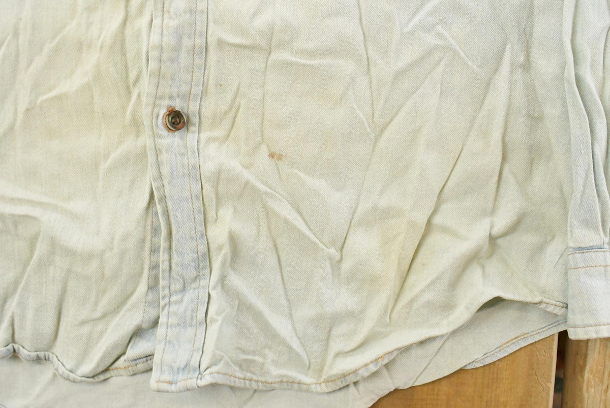 Vintage 1990s Levis Red Tab Denim Button Up Shirt Men's Medium from propervintagecanada