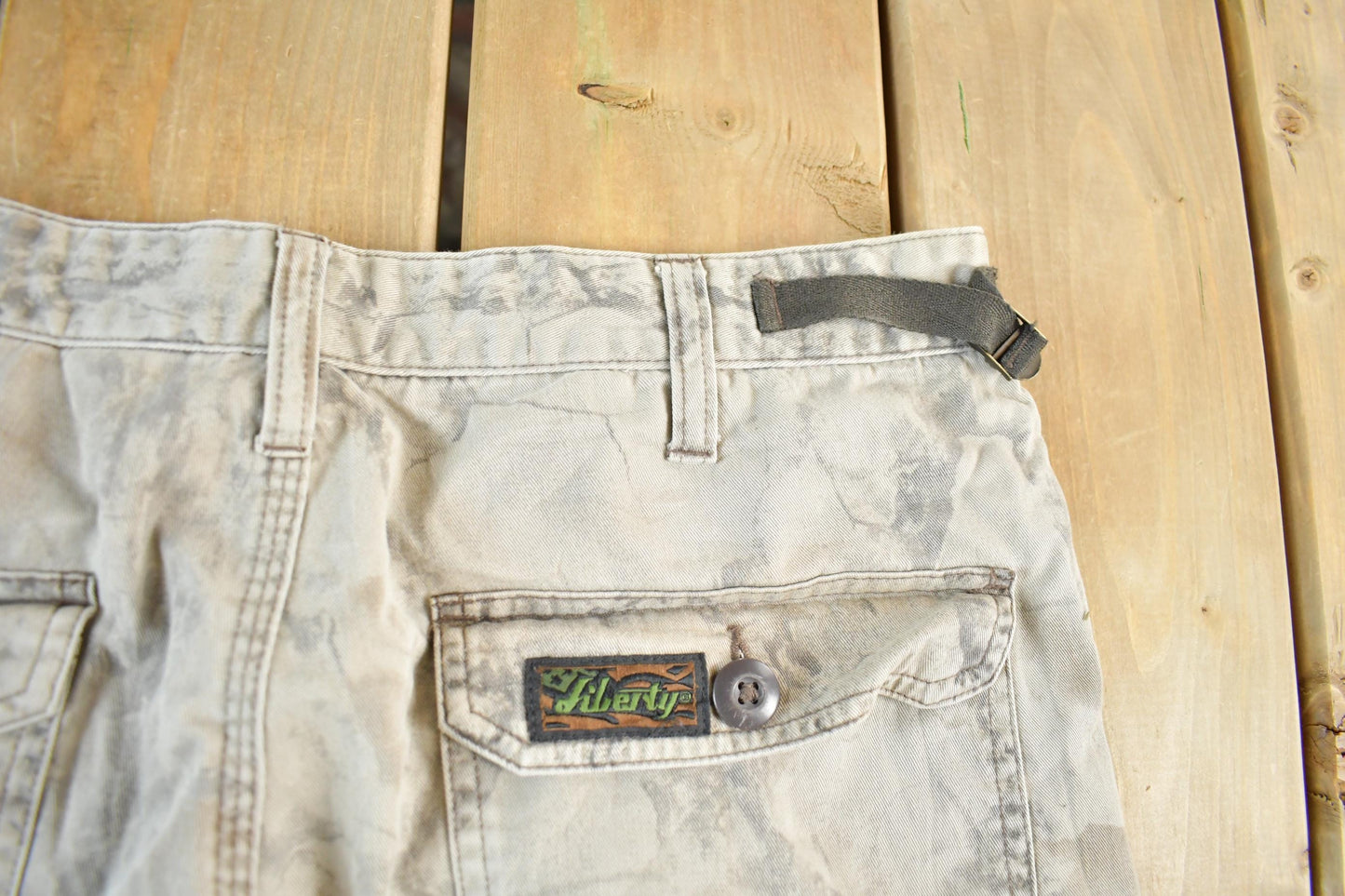 Vintage 1990s Liberty Forest Camo Cargo Hunting Pants Men's Medium 32 x 30 from propervintagecanada