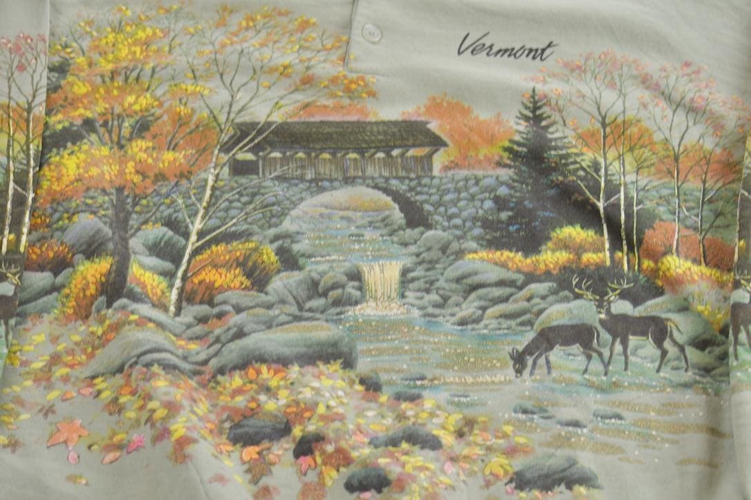 Vintage 1990s lifestyles deer Outdoorsman Crewneck Sweatshirt Made In USAMen's Medium from propervintagecanada