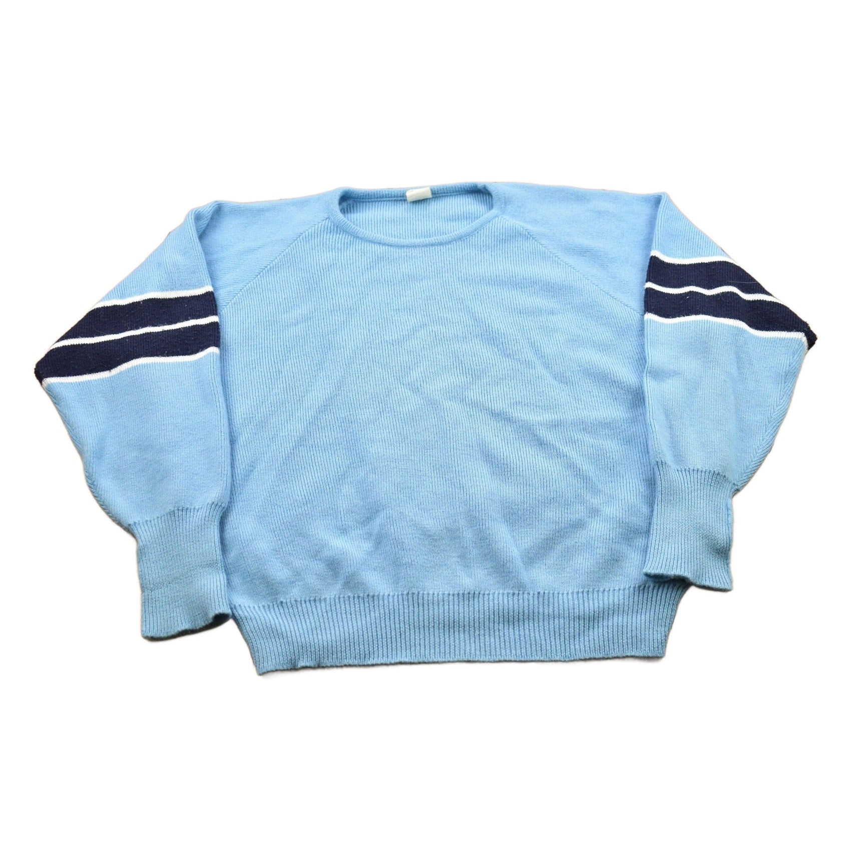 Vintage 1990s Light Blue 100% Wool Knit Sweater Men's XL from propervintagecanada