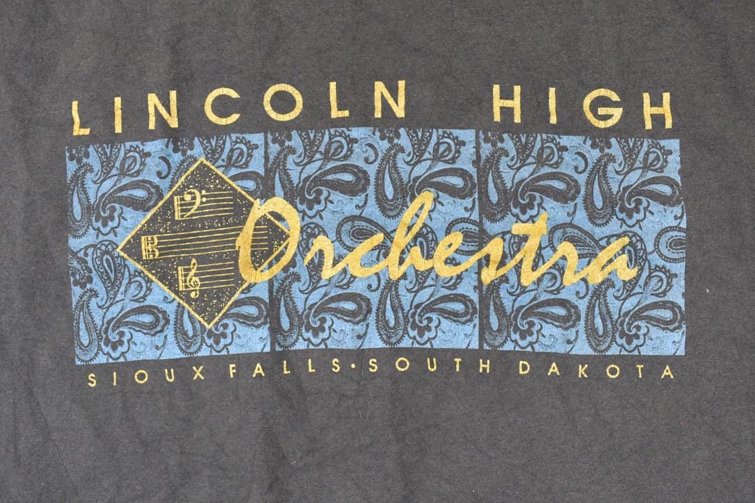 Vintage 1990s Lincoln High Orchestra Souvenir South Dakota T-Shirt Men's XL / Destination Shirt / 90s Single Stitch Tee from propervintagecanada