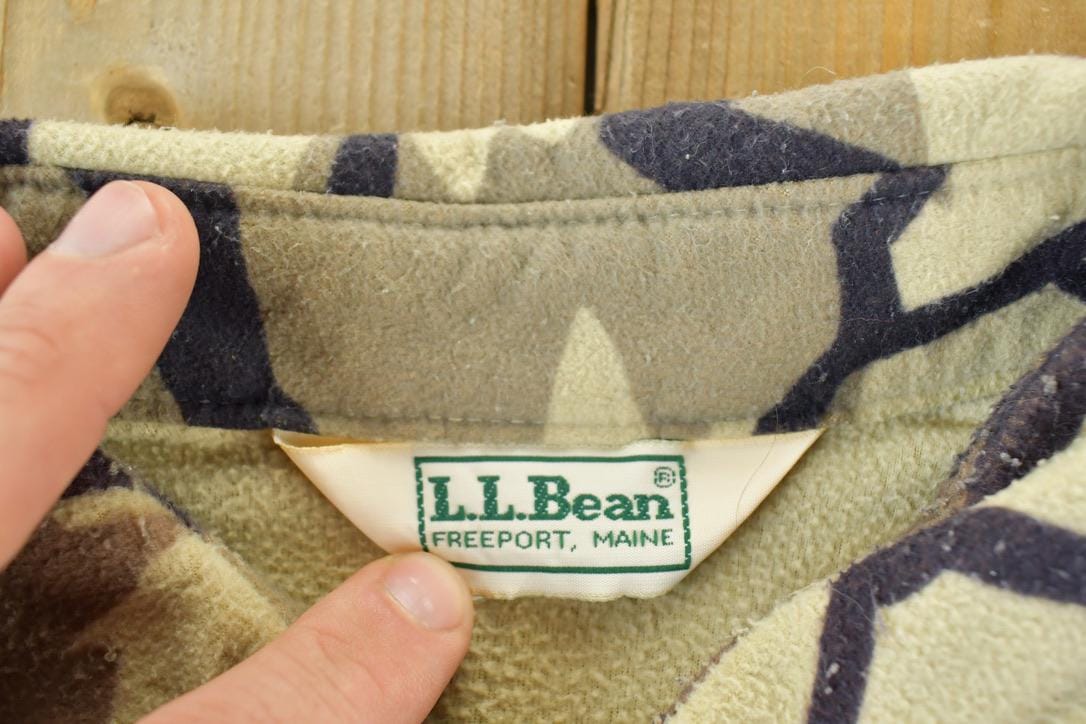 Vintage 1990s LL Bean Camo Button Up Sweatshirt Made In USA Men's XL from propervintagecanada
