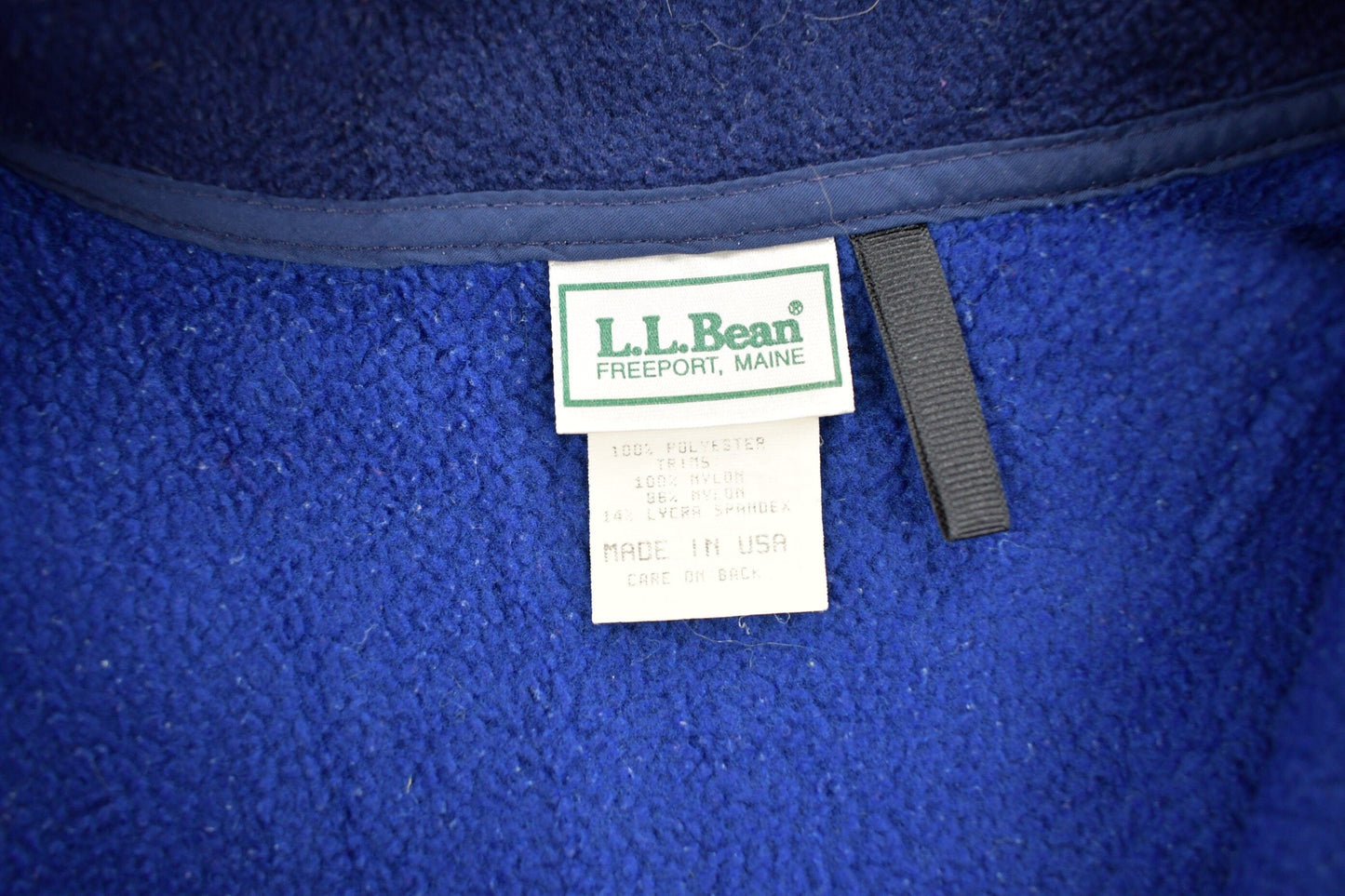 Vintage 1990s LL Bean Half Zip Fleece Sweater Men's Medium from propervintagecanada