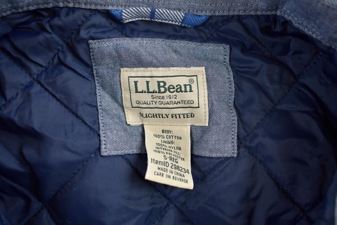 Vintage 1990s LL Bean Plaid Flannel Button Up Shirt Men's S from propervintagecanada