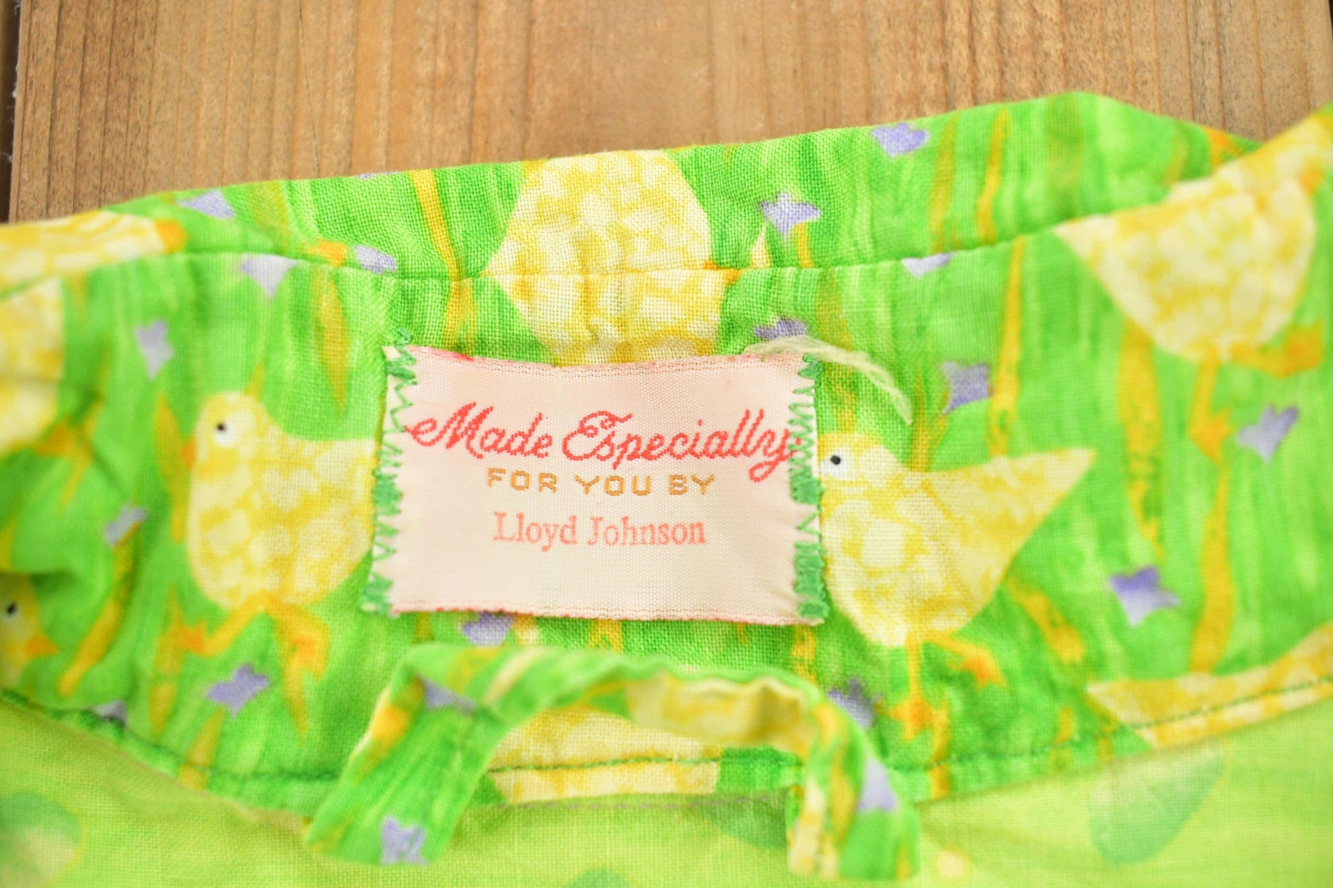 Vintage 1990s Lloyd Johnson Duckling Pattern Button Up Shirt Men's XL from propervintagecanada