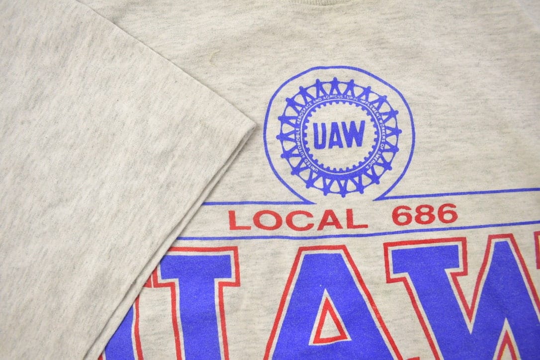 Vintage 1990s Lockport New York Travel T-Shirt Men's 2XL from propervintagecanada